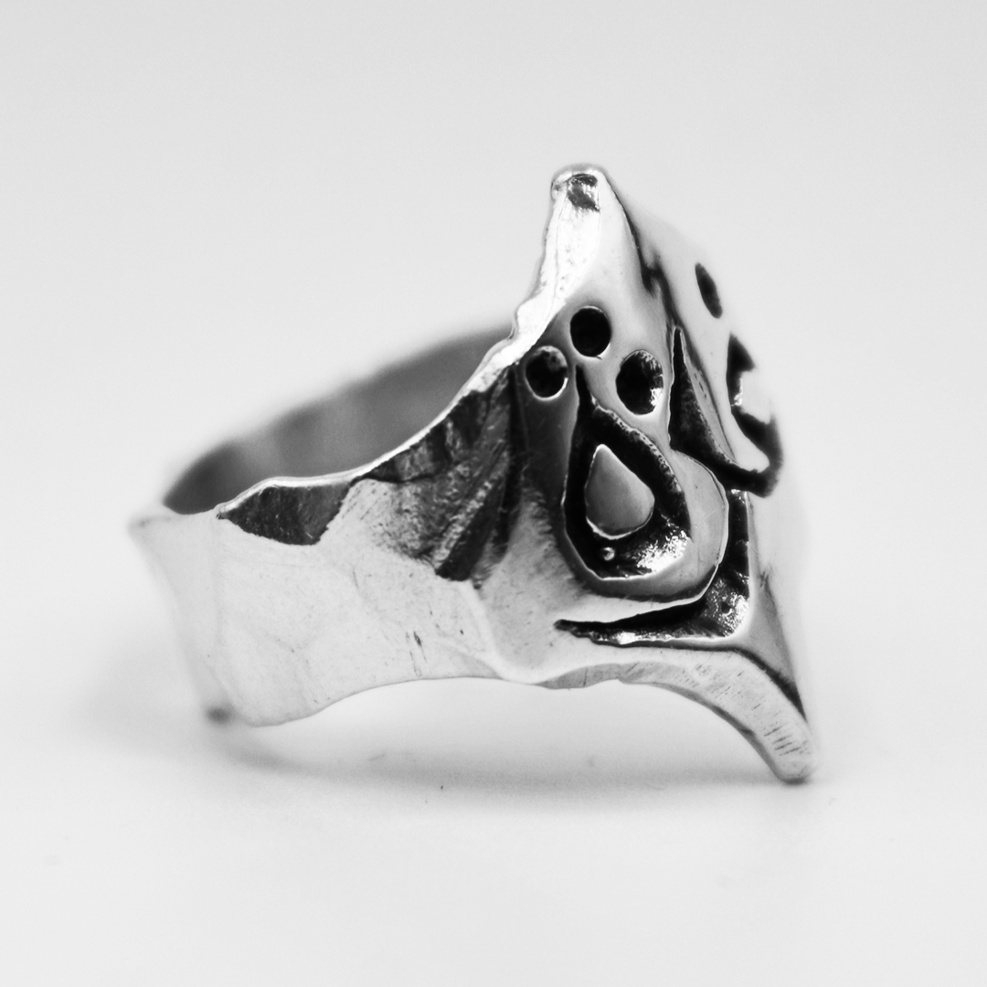 Custom Arabic Engraved Shield Ring